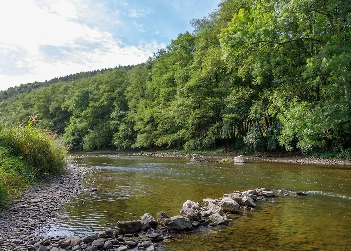 Village Sy פרירס